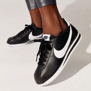 Nike Classic Cortez ‘72 Leather Black and White Shoes